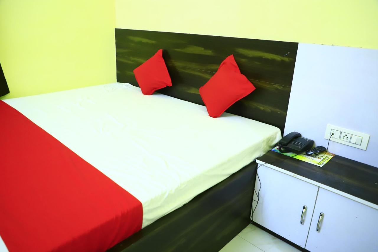 Shivraj Homestay มถุรา ภายนอก รูปภาพ