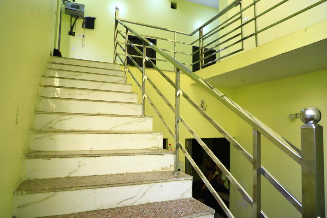 Shivraj Homestay มถุรา ภายนอก รูปภาพ